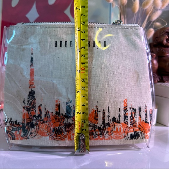 🌻5/$30🌻 Bobbi Brown Makeup Bag Exclusive to Dubai - Picture 4 of 5